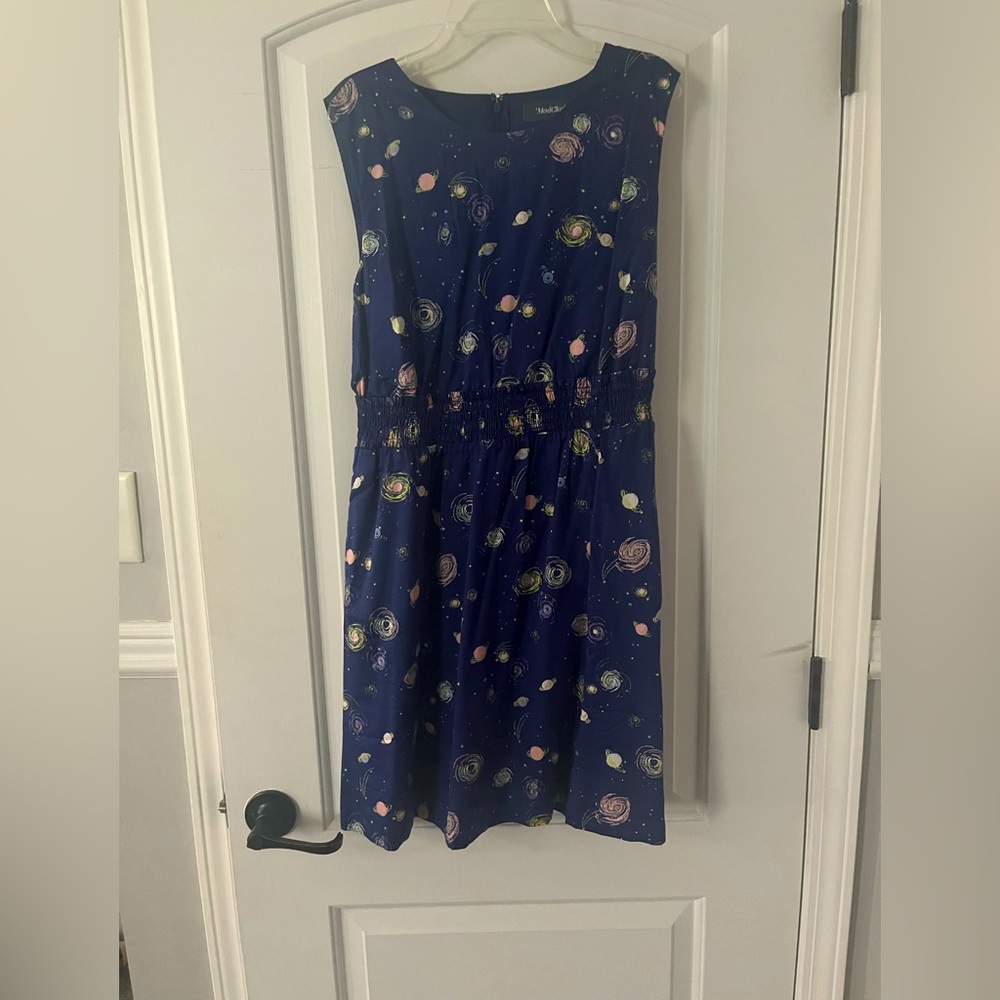 ModCloth midi navy blue tank top dress, with solar system design. Size Large.